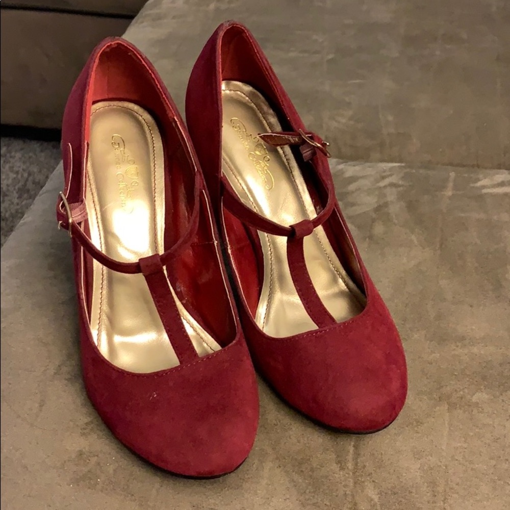 Burgundy t strap